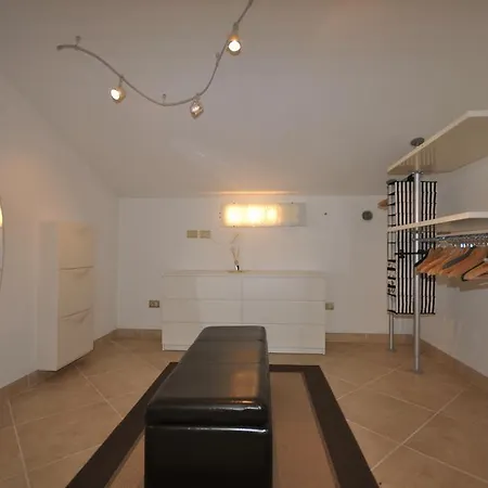 Viila Arancio Villa *