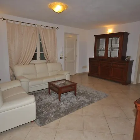 Villa Viila Arancio Seravezza