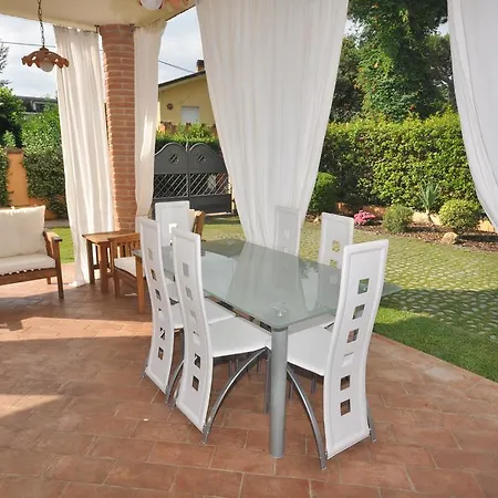 Villa Viila Arancio Seravezza